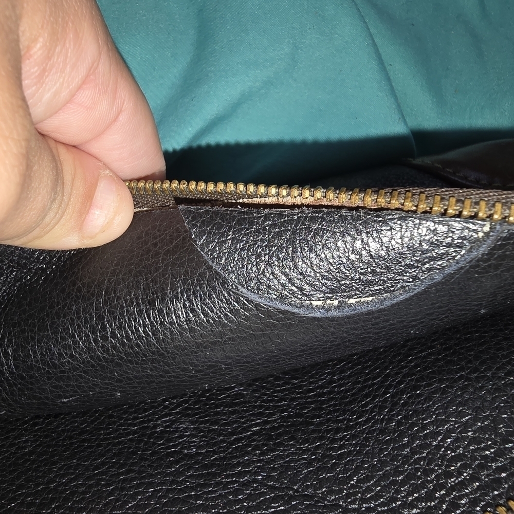 Vintage Louis Vuitton Travel Bag - Picture 3 of 11